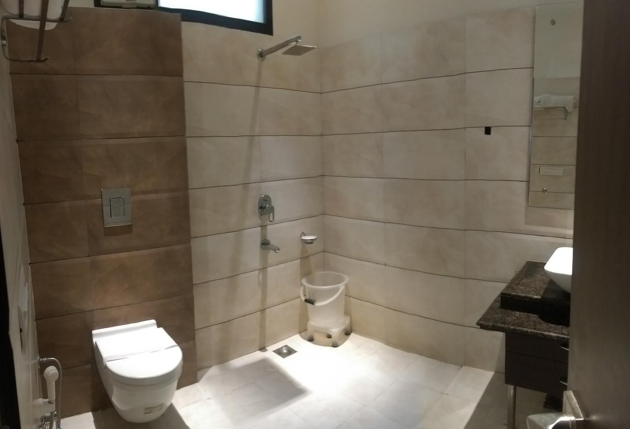 Hotel Aroma Inn Sirsa Extérieur photo