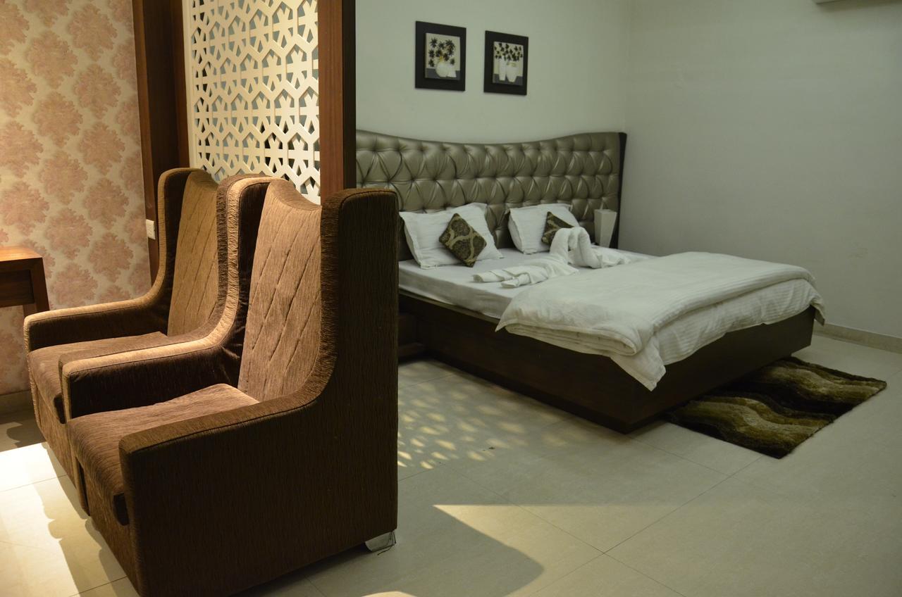 Hotel Aroma Inn Sirsa Extérieur photo