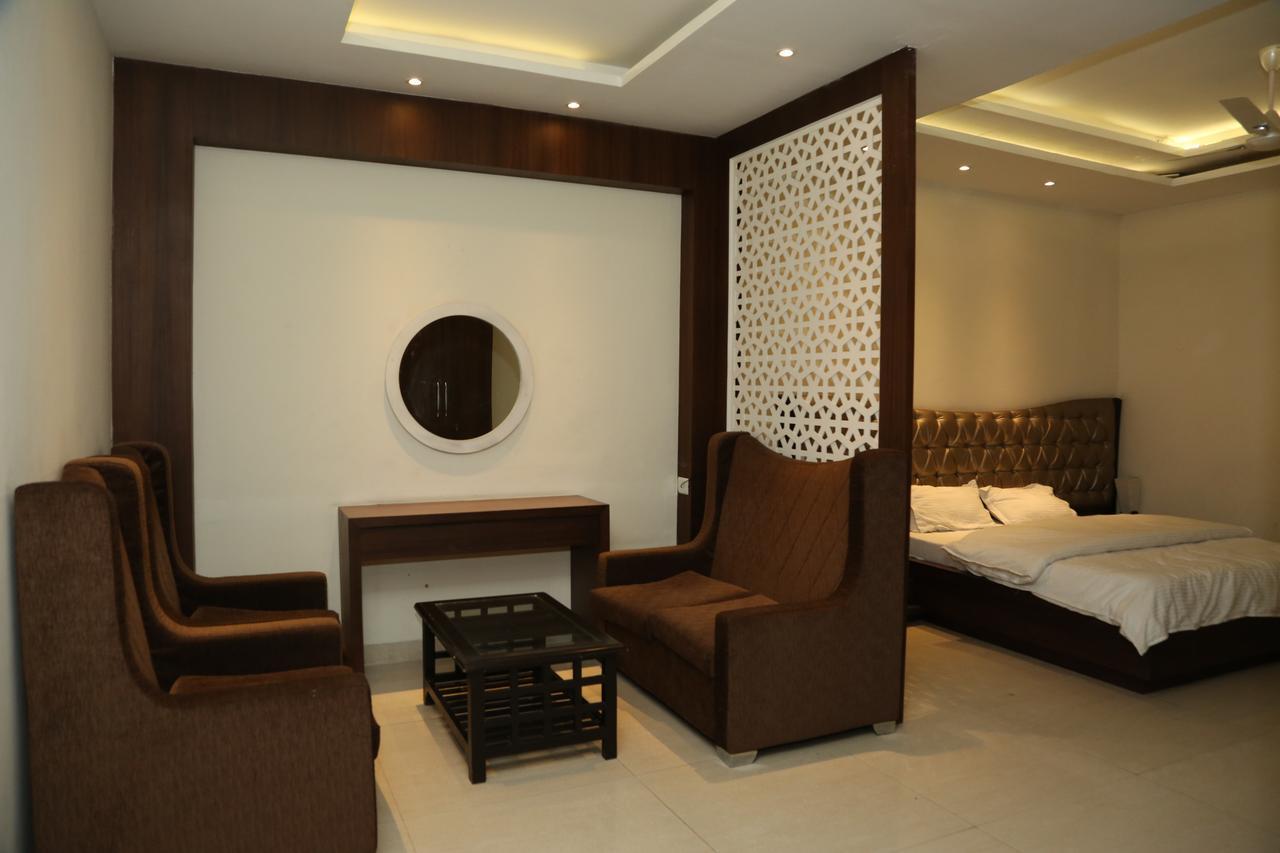 Hotel Aroma Inn Sirsa Extérieur photo